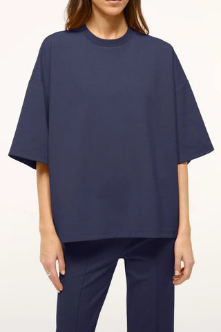 Capsule Top in Navy