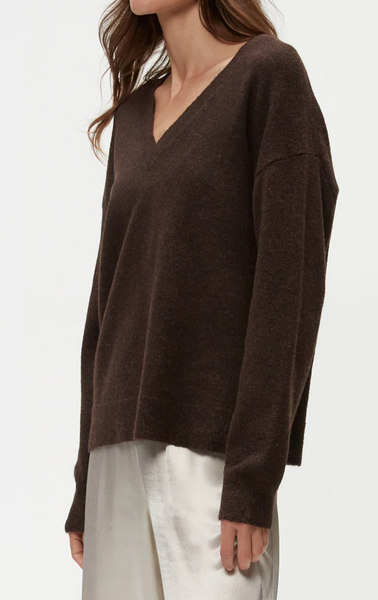 Hendrix V-Neck Sweater in Java | Michael Stars-Sea Biscuit Del Mar