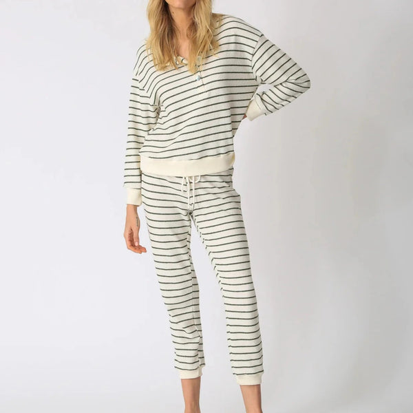 Kiley Sweatshirt - Ivory/Olive-Sea Biscuit Del Mar