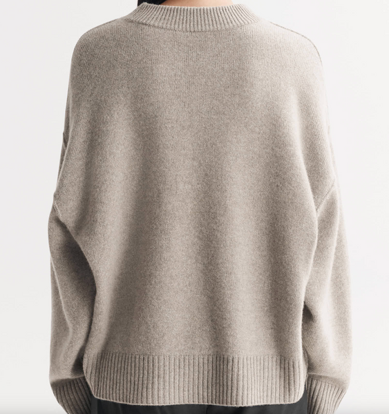 Loose Fit Crewneck in Greige | Soft Goat-Sea Biscuit Del Mar