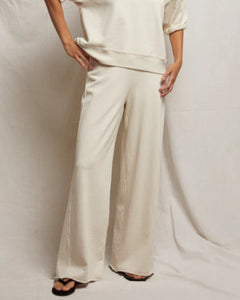 amber french terry wide leg trouser in sugar-Sea Biscuit Del Mar