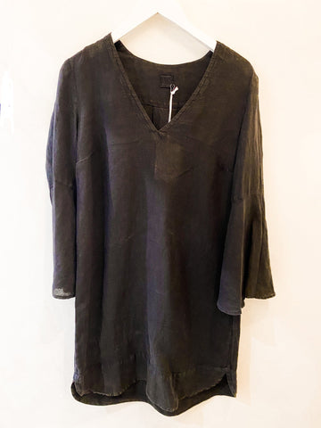 Linen 3/4 Sleeve V Neck Dress | Black-Sea Biscuit Del Mar