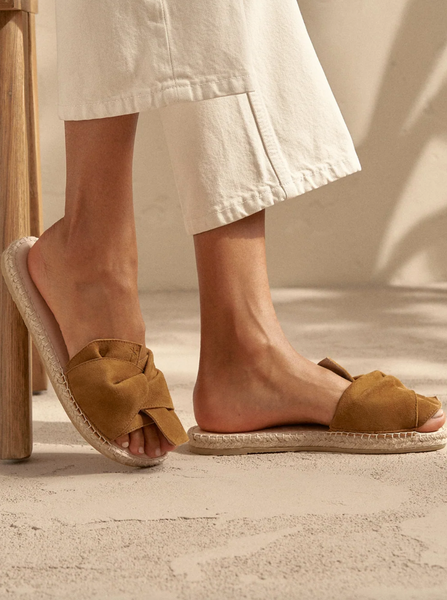 Soft Suede Sandals with Knot | Bold Pink + Cuero-Sea Biscuit Del Mar