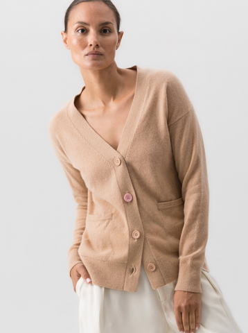 THE CARDIGAN, Cashmere | Camel-Sea Biscuit Del Mar